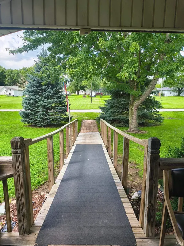 4038 S 456 East ***, Hemlock, IN 46937