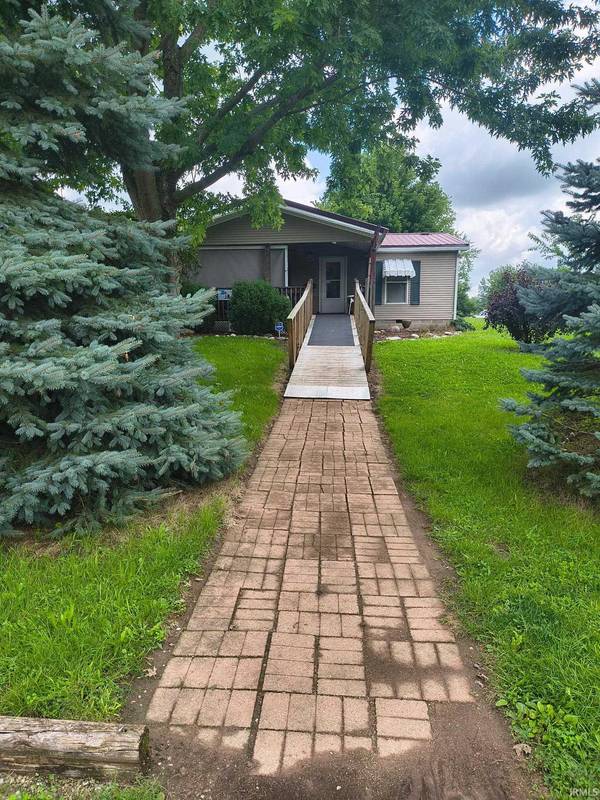 4038 S 456 East ***, Hemlock, IN 46937