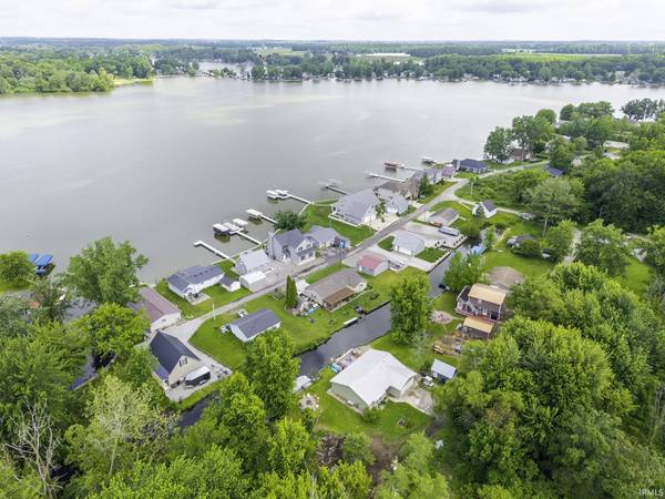 1555 E 770 S ***, Wolcottville, IN 46795