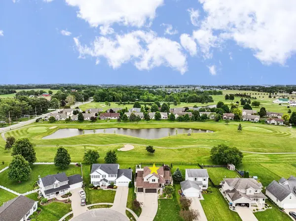 1479 Golf View DR, Nappanee, IN 46550-2826