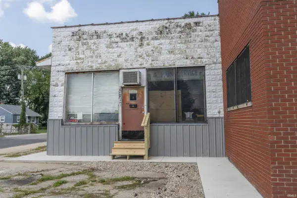 3217 W Western AVE, South Bend, IN 46619