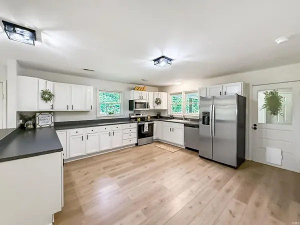 422 N Plank RD, Boonville, IN 47601