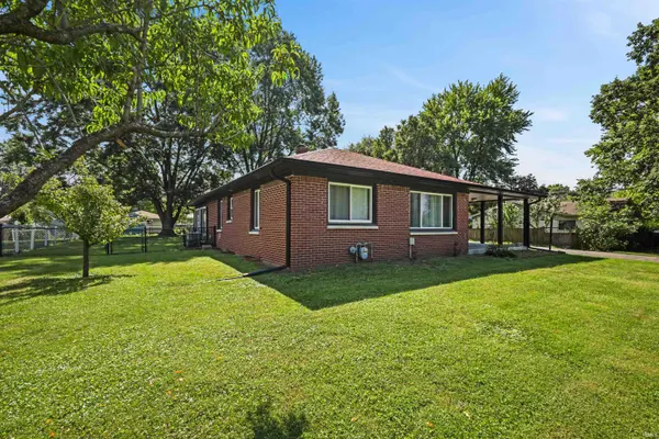 415 N 24th AVE, Beech Grove, IN 46107