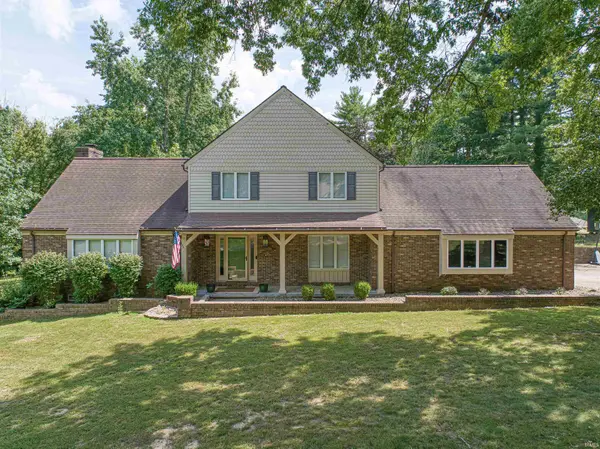 1051 Pine Gate RD, Evansville, IN 47725