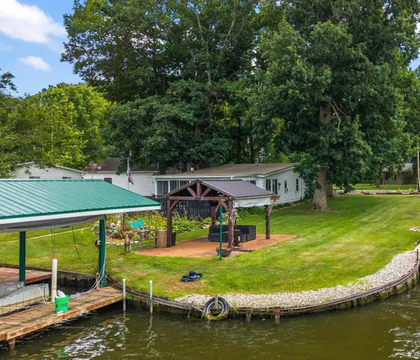 5008 E Shady Point DR, Monticello, IN 47960