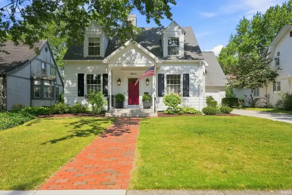 1011 Midway DR, Auburn, IN 46706