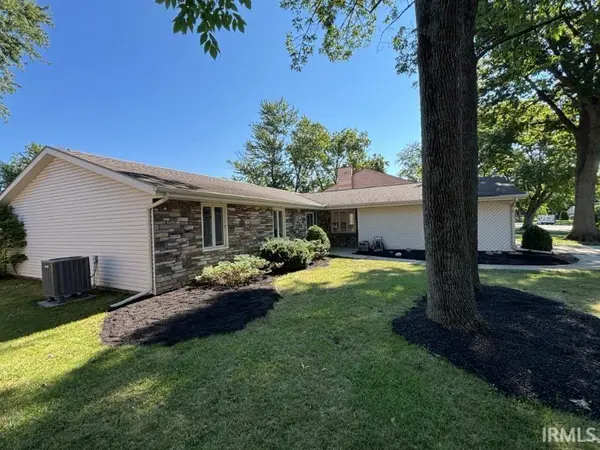 4404 W Kings Row ST, Muncie, IN 47304-2438