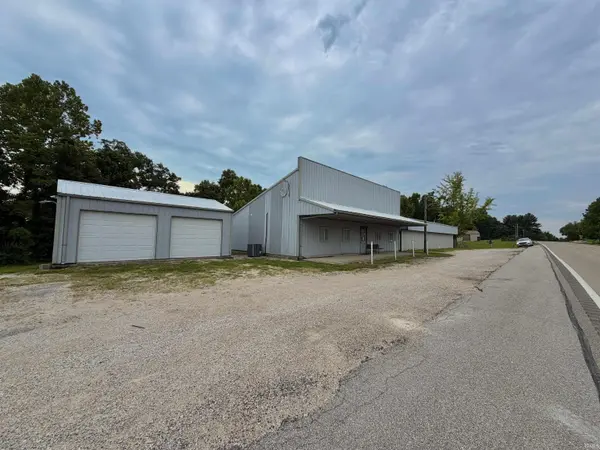 4026 US 50 W HWY, Mitchell, IN 47446