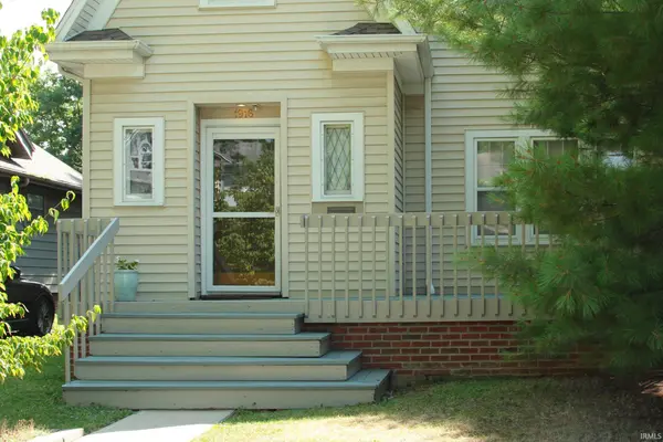 1916 Crescent AVE, Fort Wayne, IN 46805-4412