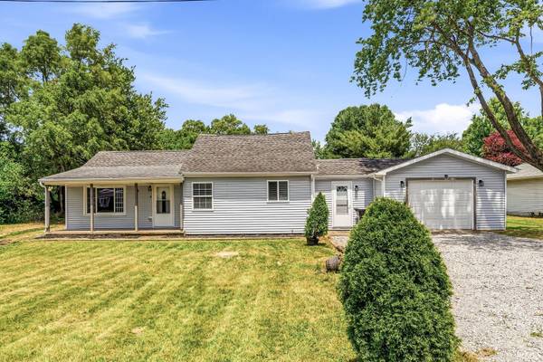 10601 Toledo AVE, Osceola, IN 46561