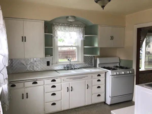 315 N Market ST, Winamac, IN 46996