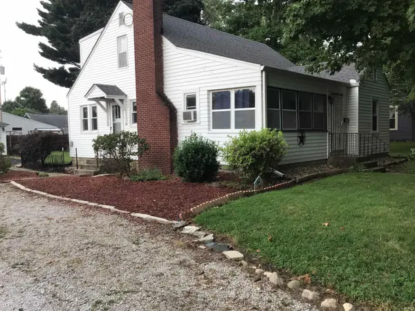 315 N Market ST, Winamac, IN 46996