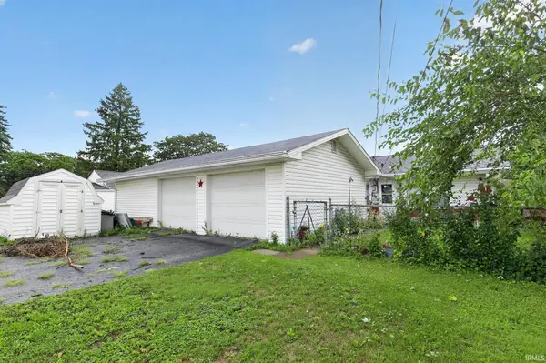 216 W South A ST, Gas City, IN 46933