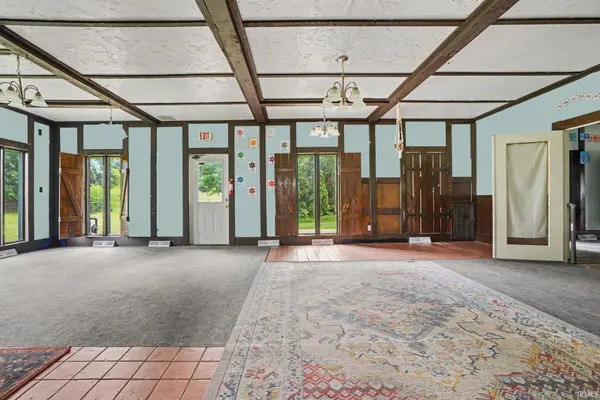 66402 State Road 19 RD, Wakarusa, IN 46573-9708