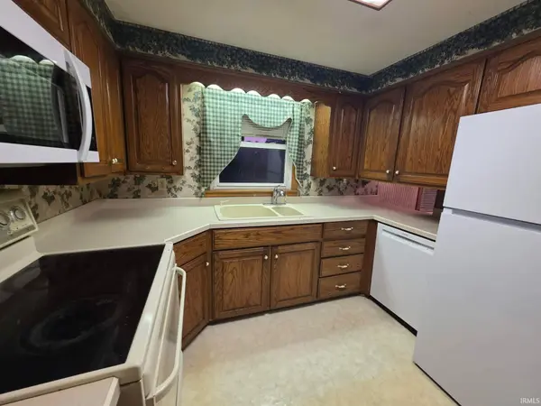 209 N 1st AVE, Princeton, IN 47670