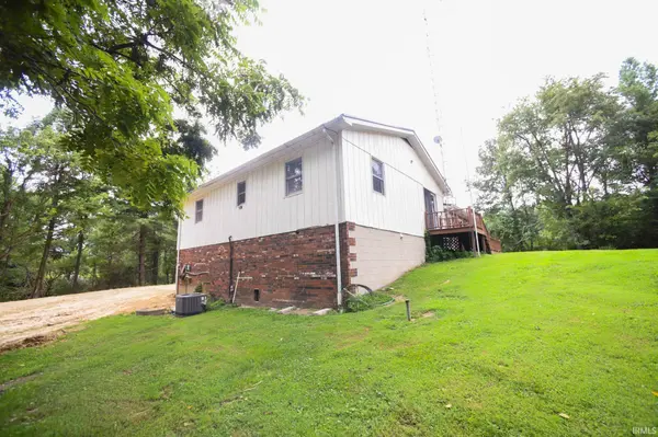 11080 N Pine Bluff RD, Bicknell, IN 47512