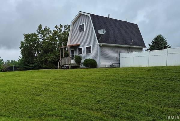 46 Teke Burton DR, Mitchell, IN 47446-7360