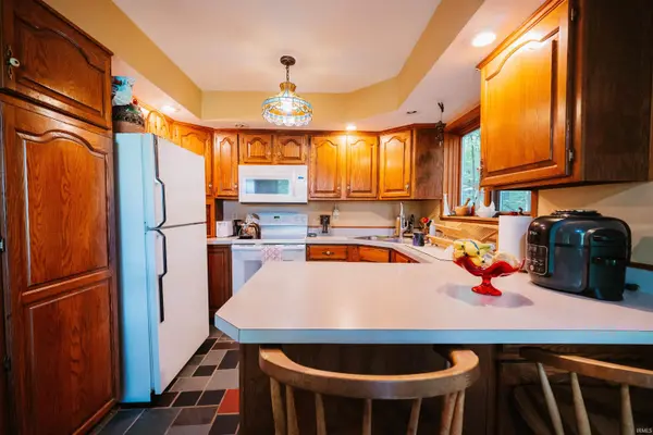 8310 N Low Gap RD, Unionville, IN 47468