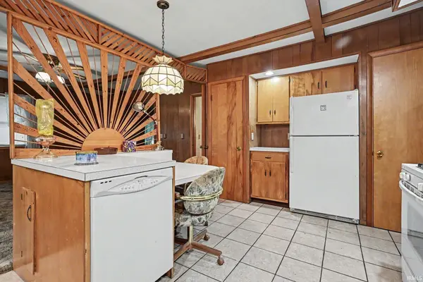 121 E Orange ST, Cromwell, IN 46732