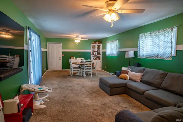 1523 2nd ST, Bedford, IN 47421