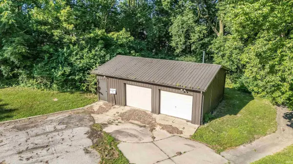 1015 Michigan AVE, Logansport, IN 46974
