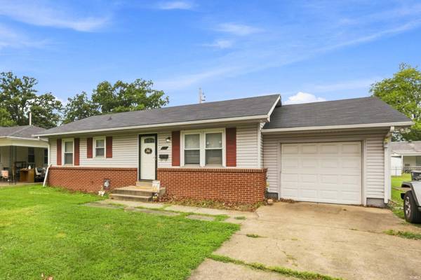 1631 S Boeke RD, Evansville, IN 47714