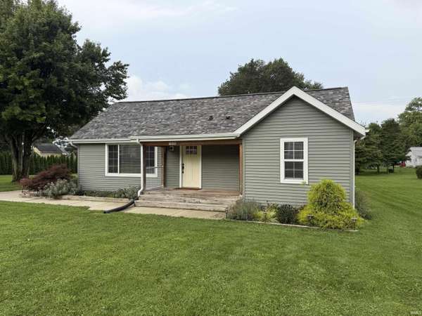 516 N Maple ST, Argos, IN 46501