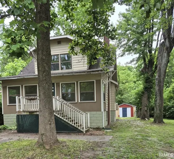 408 N 8th ST, Petersburg, IN 47567