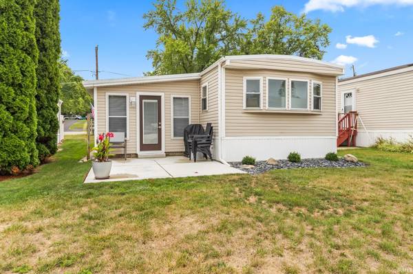 215 Lane 101A Hamilton Lake #37 *** #37, Hamilton, IN 46742