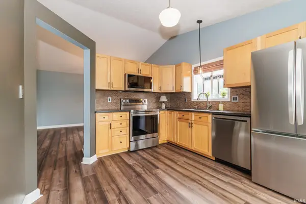 3756 N Lakeside DR, Muncie, IN 47304