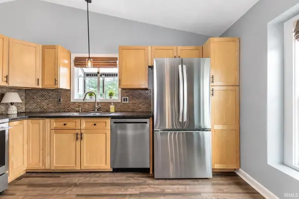 3756 N Lakeside DR, Muncie, IN 47304