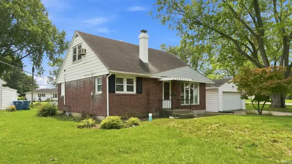 1328 N Park DR, New Haven, IN 46774-1716