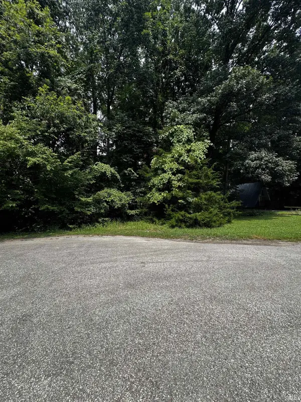 210 Shooting Star WAY, Cloverdale, IN 46120