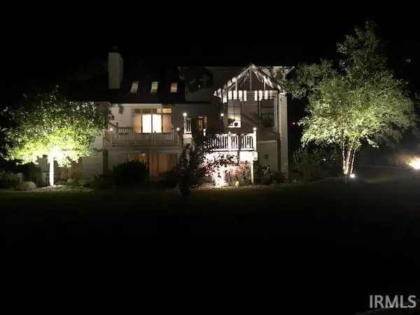 10433 N 300 E ***, Roanoke, IN 46783