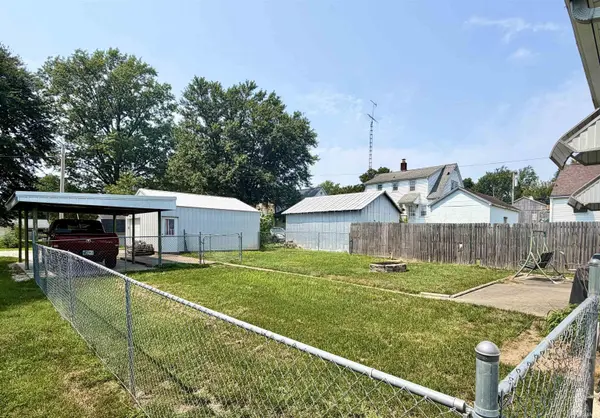 112 N Washington ST, Huntingburg, IN 47542
