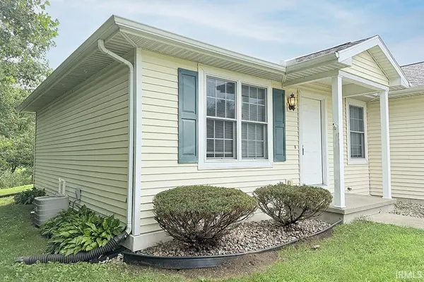 508 Heritage DR, Middlebury, IN 46540-9284