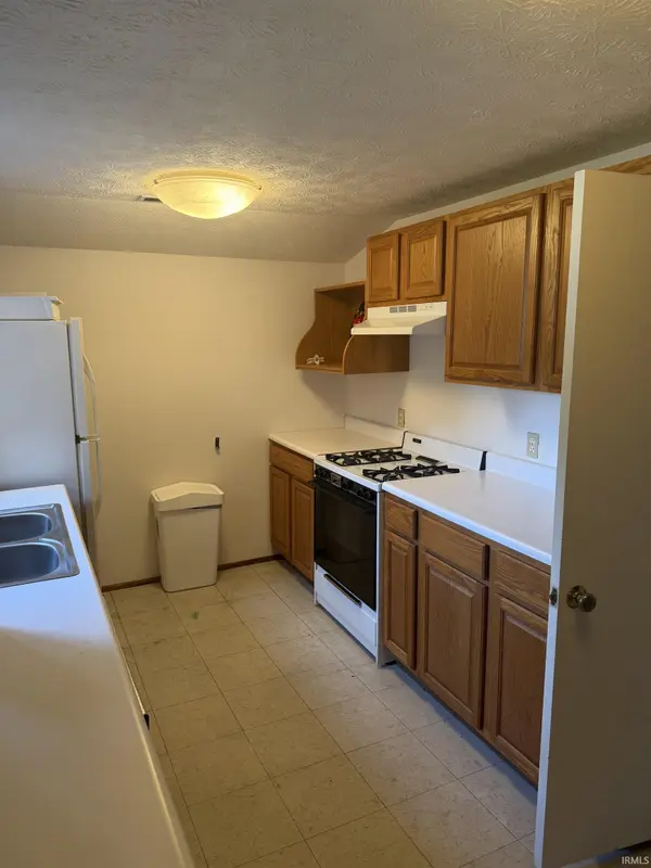 714 W West Kirkwood AVE, Bloomington, IN 47404