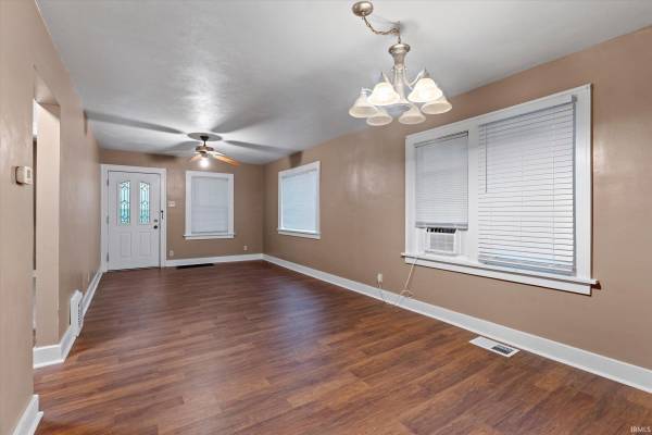 753 S 32nd ST, South Bend, IN 46615