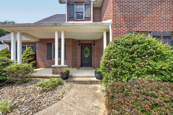 311 Pinewood DR, Bedford, IN 47421