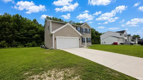 209 Whitetail LN, Argos, IN 46501