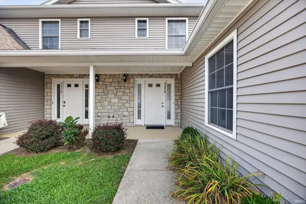 5676 W Vinca LN, Ellettsville, IN 47429-8205