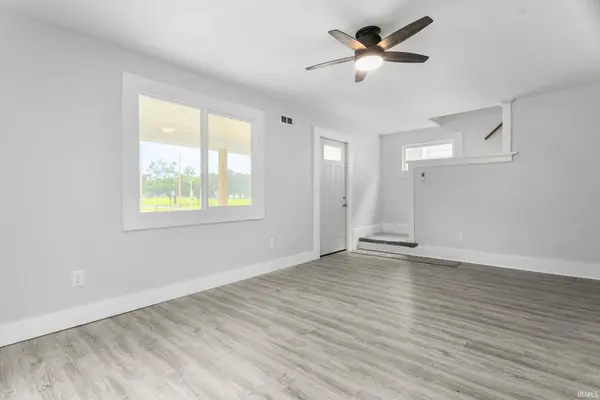 1046 Lawndale AVE, South Bend, IN 46628