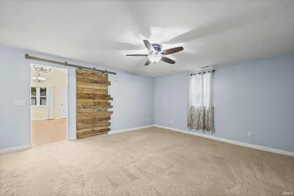 610 S Wood ST, Brookston, IN 47923