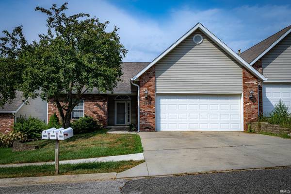 2419 N Stonelake CIR, Bloomington, IN 47404