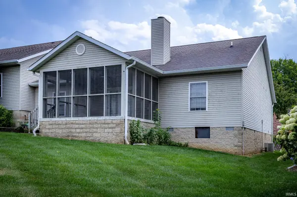 2419 N Stonelake CIR, Bloomington, IN 47404