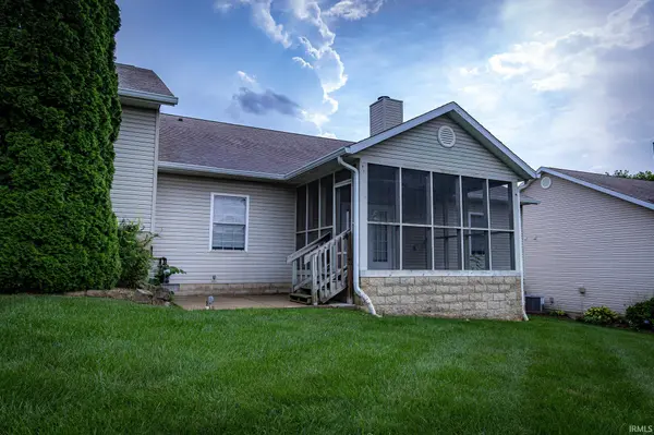 2419 N Stonelake CIR, Bloomington, IN 47404