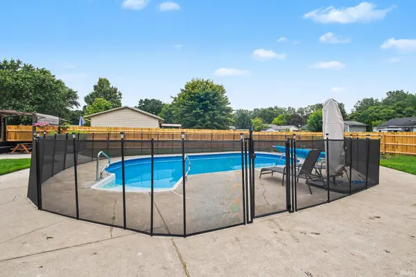 3002 Blanchard DR, Mishawaka, IN 46544