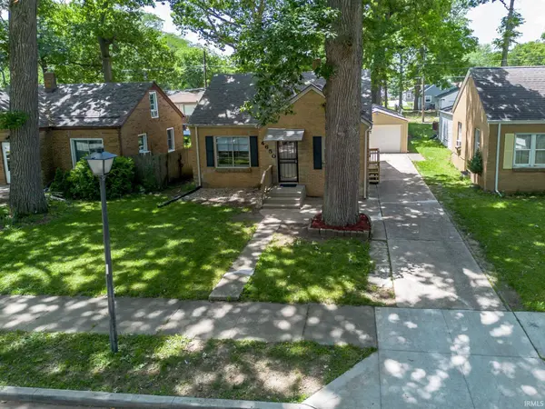 4650 Monroe ST, Fort Wayne, IN 46806