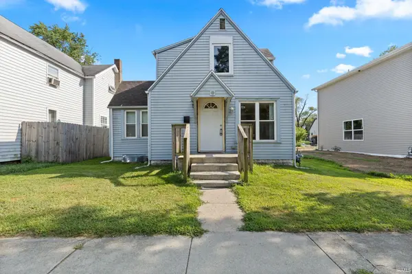 1021 W Wolf AVE, Elkhart, IN 46516