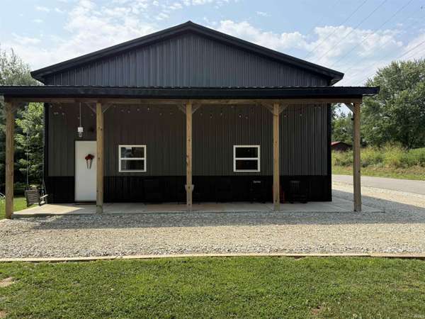 1627 S Meridian RD, Mitchell, IN 47446